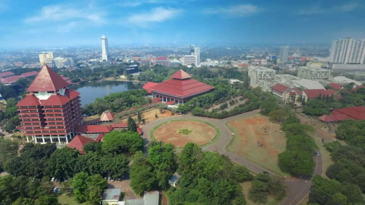 Universitas Indonesia (UI)