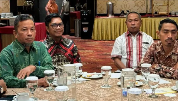 Kepala Bapenda Makassar Hadiri Asistensi Penerapan Transaksi Non Tunai