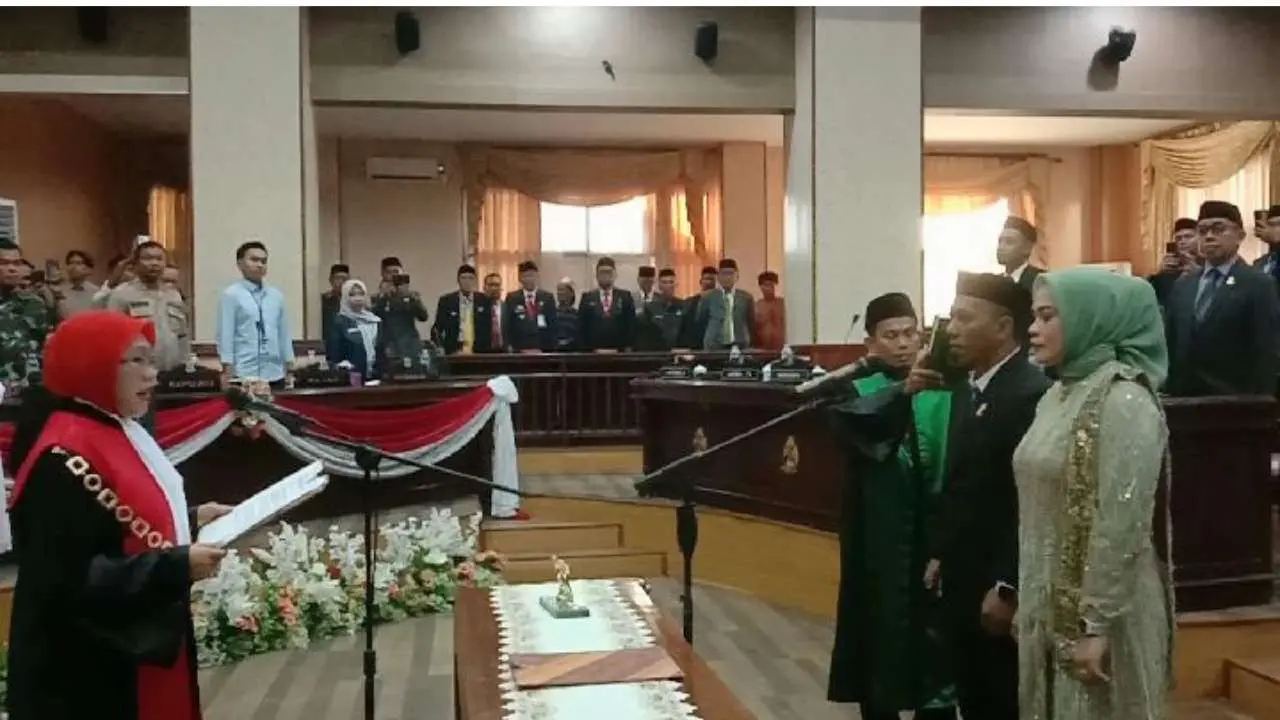 Resmi, Didis Suryadi jadi Ketua DPRD & Irmawati Wakil Ketua I DPRD Jeneponto 2024-2029, Ini Pesan Pj Bupati 3 Resmi, Didis Suryadi jadi Ketua DPRD & Irmawati Wakil Ketua I DPRD Jeneponto 2024-2029, Ini Pesan Pj Bupati