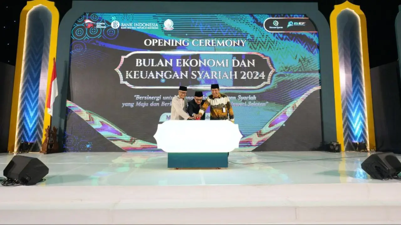 Pemprov Sulsel Siap Dukung Pengembangan Ekonomi dan Keuangan Syariah 2 Pemprov Sulsel Siap Dukung Pengembangan Ekonomi dan Keuangan Syariah