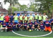 Laga Futsal HUT Sulsel Diikuti Pj Gubernur Prof Zudan & Legenda PSM Makassar Berlangsung Seru