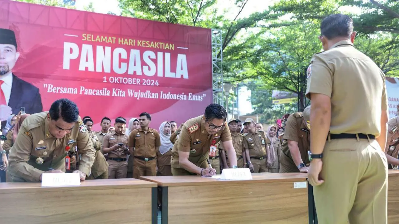 Pjs Arwin Azis Ajak ASN & non ASN Pemkot Makassar Halau Ideologi yang Bertentangan dengan Pancasila 2 Pjs Wali Kota Makassar Andi Arwin Azis