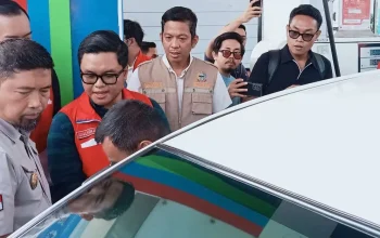 Tindak Lanjuti Kegelisahan Masyarakat dan Arahan Pj Gubernur, Kadis ESDM dan Pertamina Tinjau SPBU Pastikan Stok BBM