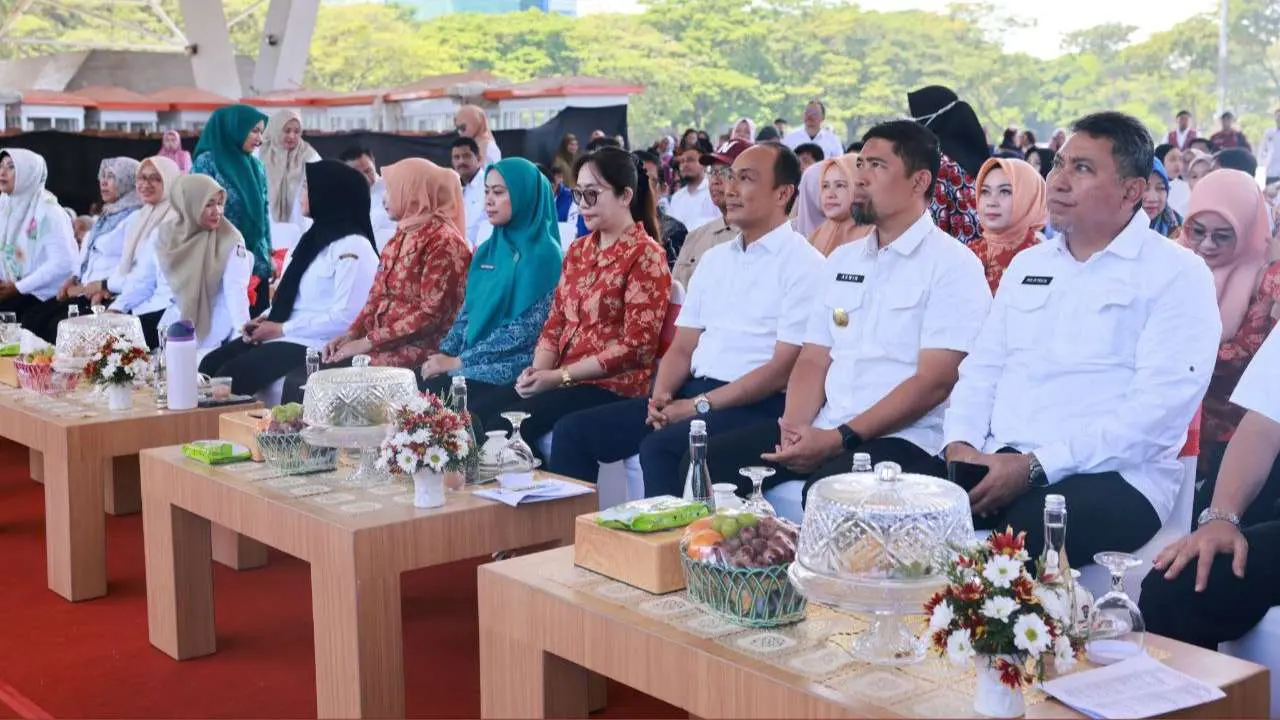 Pj Gubernur Sulsel & Pjs Wali Kota Makassar Ajak Ibu-Anak Gemar Konsumsi Telur Cegah Stunting