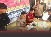 Personel Polsek Manggala Jalani Pemeriksaan Kesehatan untuk Kesiapan Pengamanan Pilkada