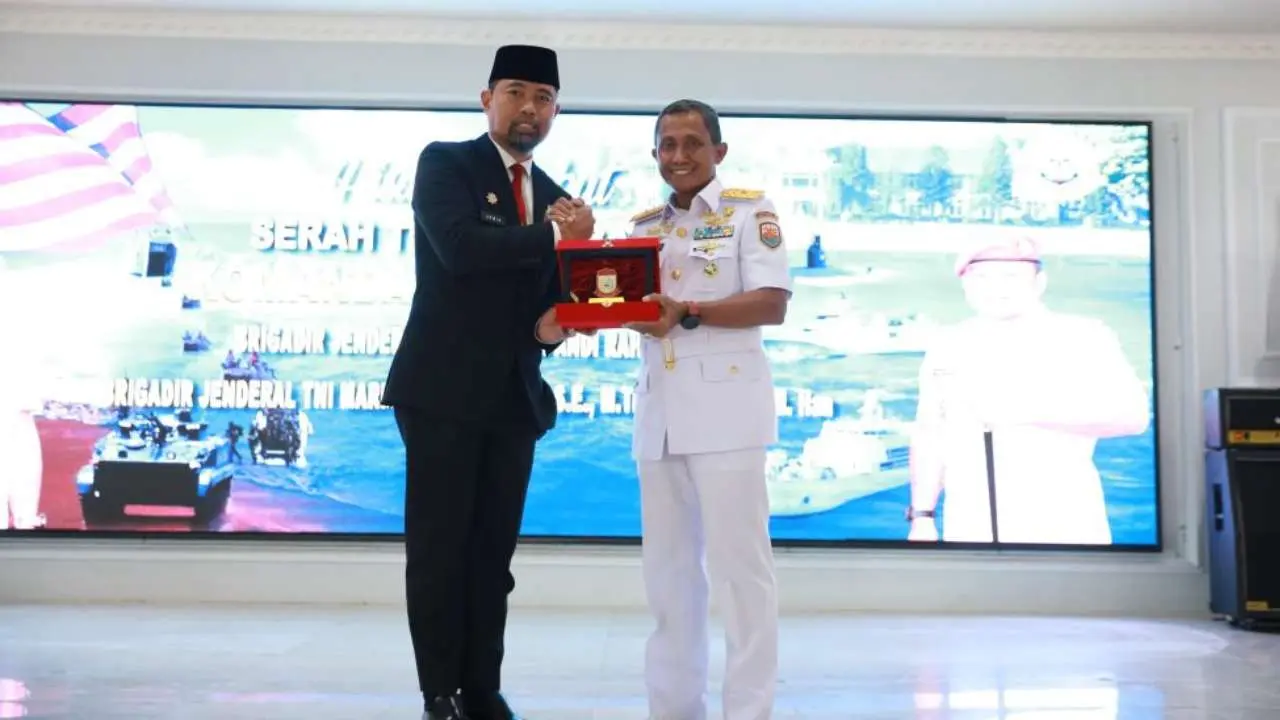 Perkuat Kolaborasi Strategis, Pjs Wali Kota Hadiri Sertijab Danlantamal VI Makassar