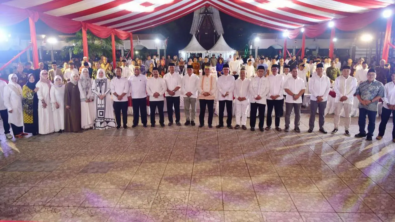 Doa Bersama Lintas Agama untuk Pilkada Damai di Sulsel 2 Doa Bersama Lintas Agama untuk Pilkada Damai di Sulsel