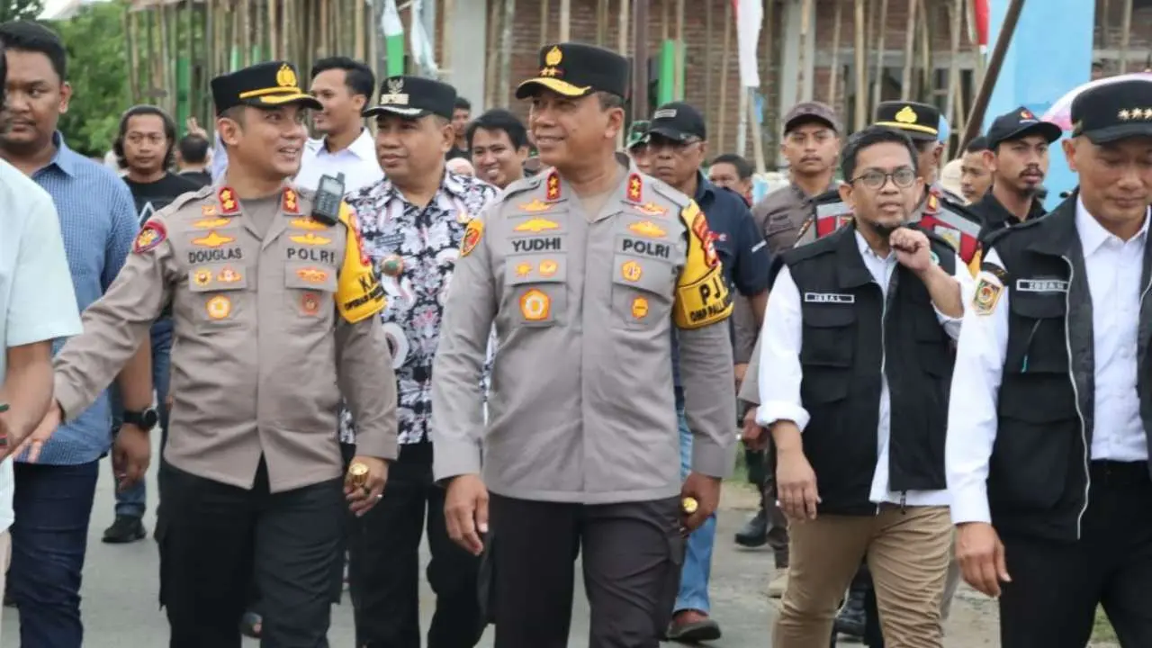 Kapolda Sulsel dan Forkopimda Tinjau Kesiapan TPS di Maros