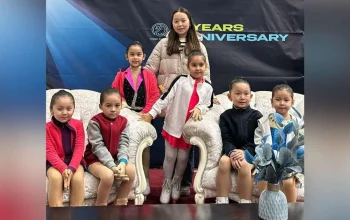 Mozaik Avanezka, Juara 2 Lomba Ice Skating di Kazakhstan 2 Mozaik Avanezka, Juara 2 Lomba Ice Skating di Kazakhstan