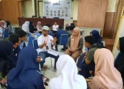 100 Mahasiswa UMMA Maros Ikuti Pelatihan ‘Kebal Hoaks’ di Sekolah Kebangsaan Tular Nalar 3.0 oleh Mafindo