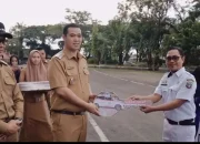 Bupati Pangkep Serahkan 8 Unit Ambulans ke Puskesmas