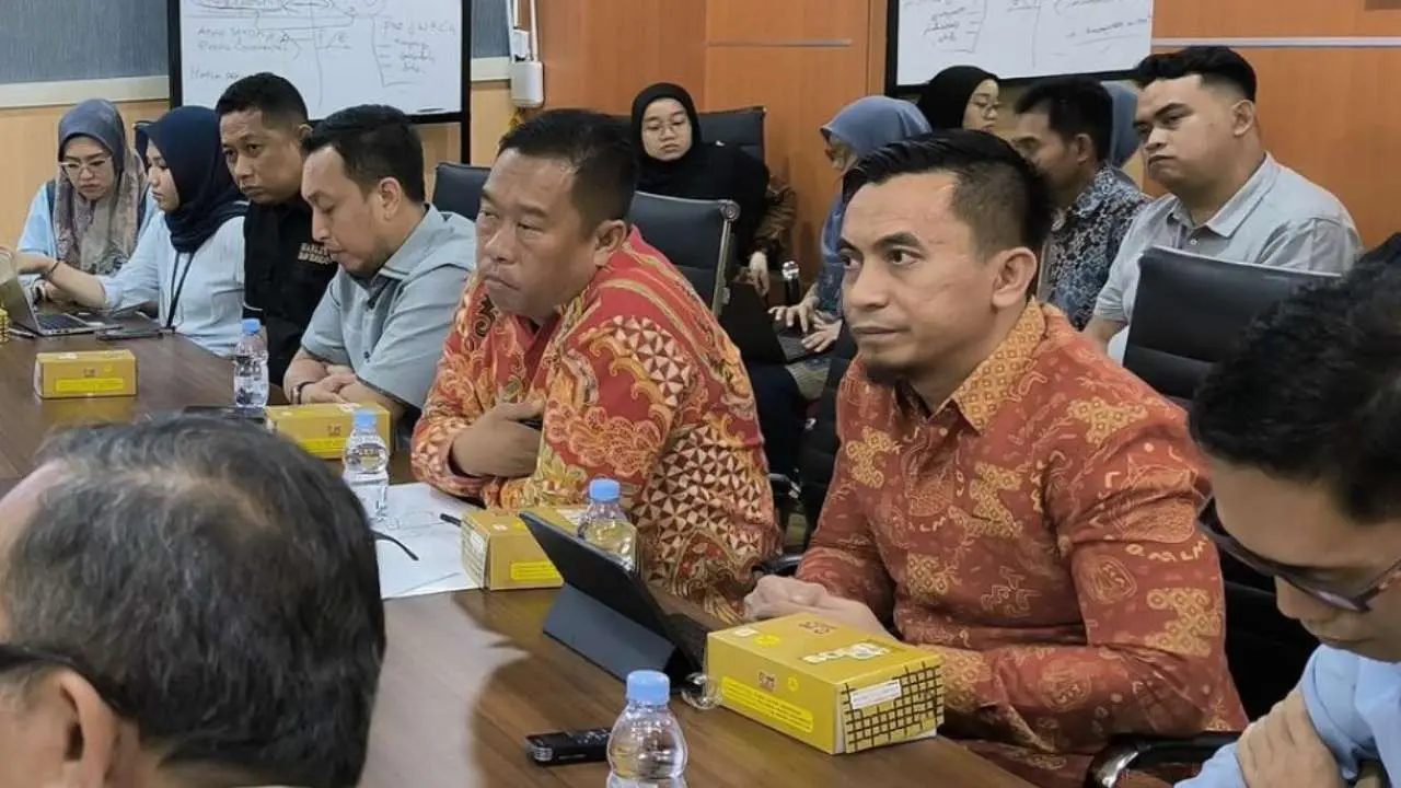 Kadis PM-PTSP Makassar Hadiri Rapat Pendampingan Hukum Proyek Pembangunan PSEL