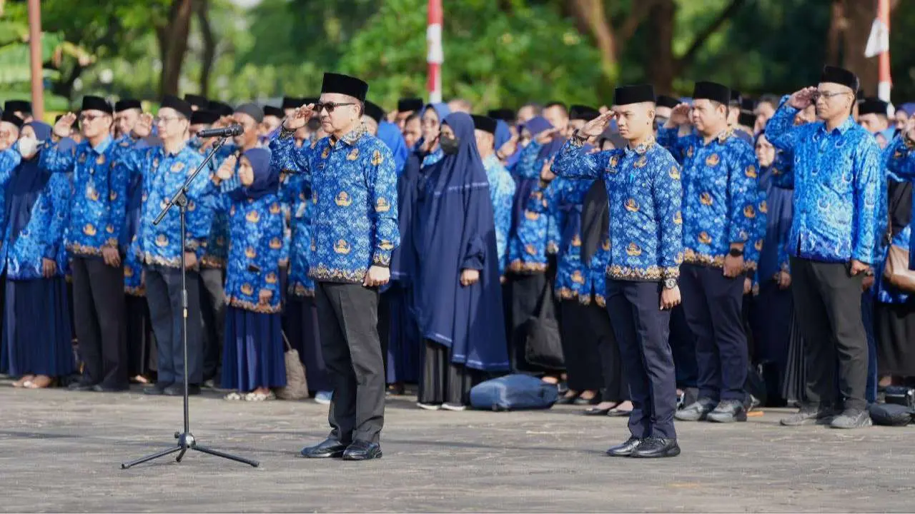 Peringati HUT KORPRI, ASN Pemprov Sulsel Ziarah ke Makam Pahlawan