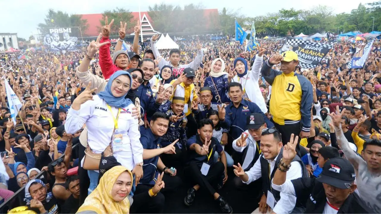 Kampanye Akbar PASMI Nomor 2 Penuh Sesak Pendukung, Iksan dan Paris Ajak Bersatu untuk Kemenangan