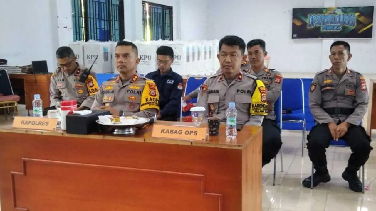 Kapolres Maros Pastikan Pengamanan Logistik dan Personel Siap Saat Rekapitulasi