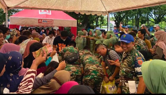 Jelang Idulfitri, Kodim 1421 dan Pemkab Pangkep Gelar Pasar Murah