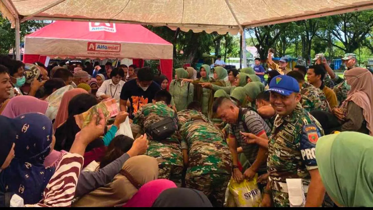 Jelang Idulfitri, Kodim 1421 dan Pemkab Pangkep Gelar Pasar Murah