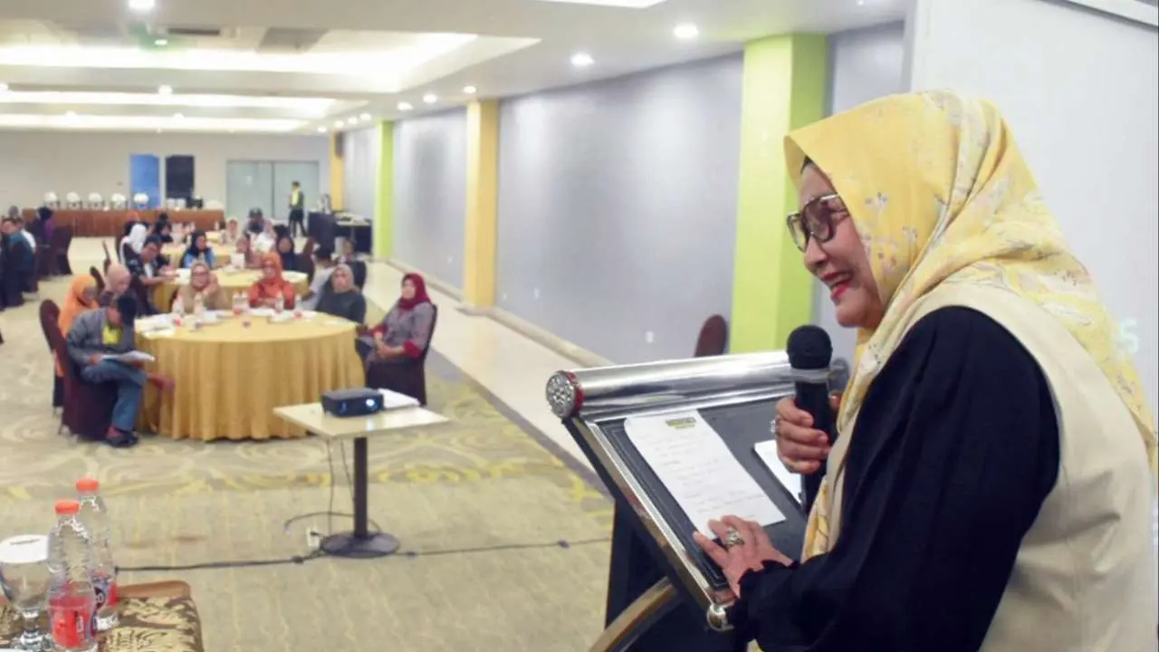 Anggota DPRD Kota Makassar, Apiaty Amin Syam