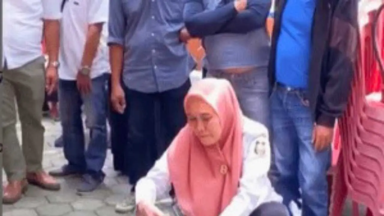 Warga Bontorannu Terima APAR, Disperkim Makassar Dorong Keselamatan Lingkungan