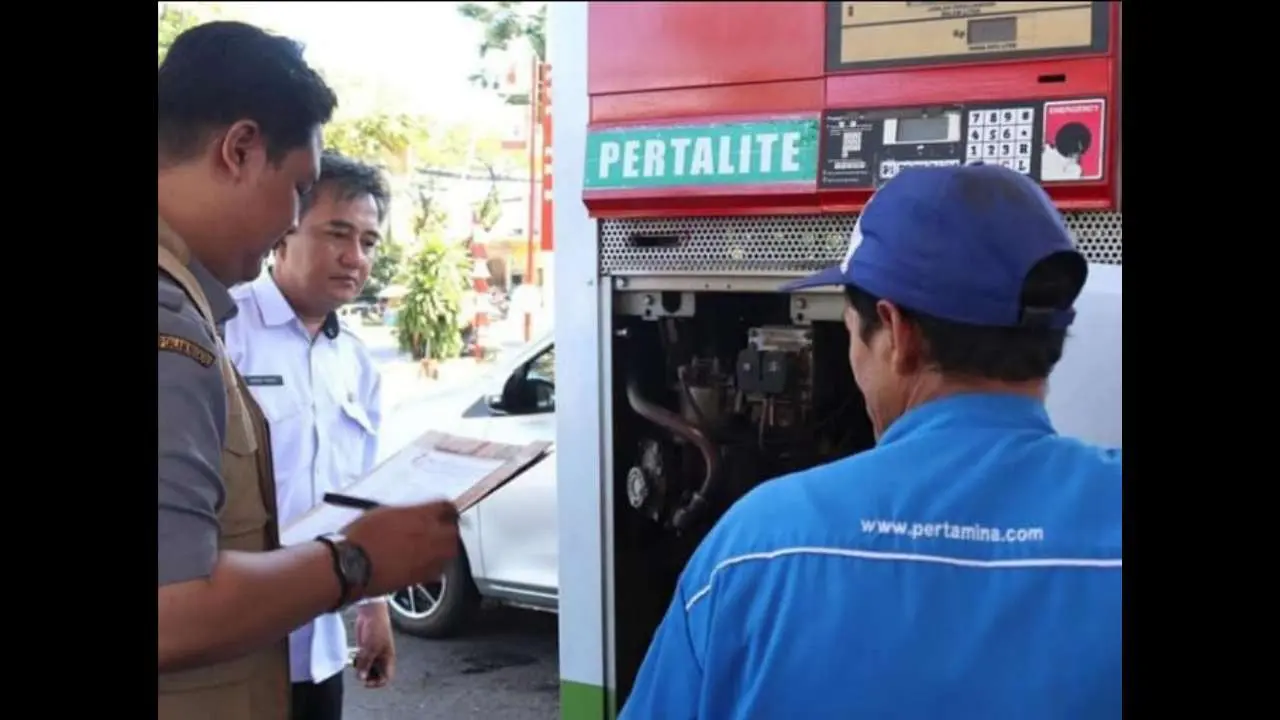 Disperin Makassar Berikan Perlindungan Terhadap Konsumen Maupun Pedagang Melalui Pengawasan Alat Ukur Jual Beli Secara Rutin
