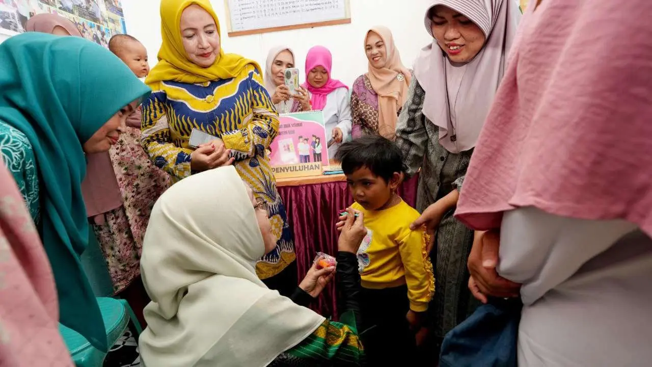 Pj Ketua TP PKK Sulsel Tinjau Posyandu Era Baru di Maros 3 Pj Ketua TP PKK Sulsel Tinjau Posyandu Era Baru di Maros