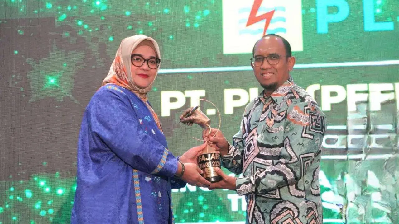 PLN Sulselrabar Raih Penghargaan di Fajar Awards 2024