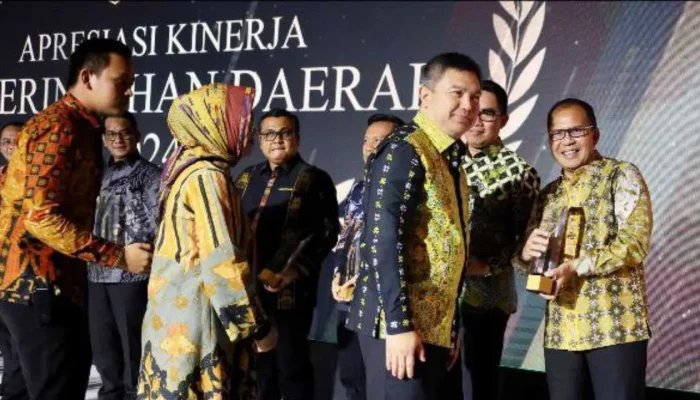 Makassar Raih Penghargaan Kinerja Total, Danny Pomanto Sebut Ini Momen Istimewa