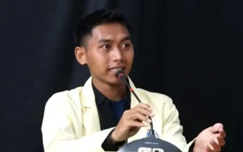 Memilih Pilkada Langsung dan Tidak Langsung 6 Memilih Pilkada Langsung dan Tidak Langsung