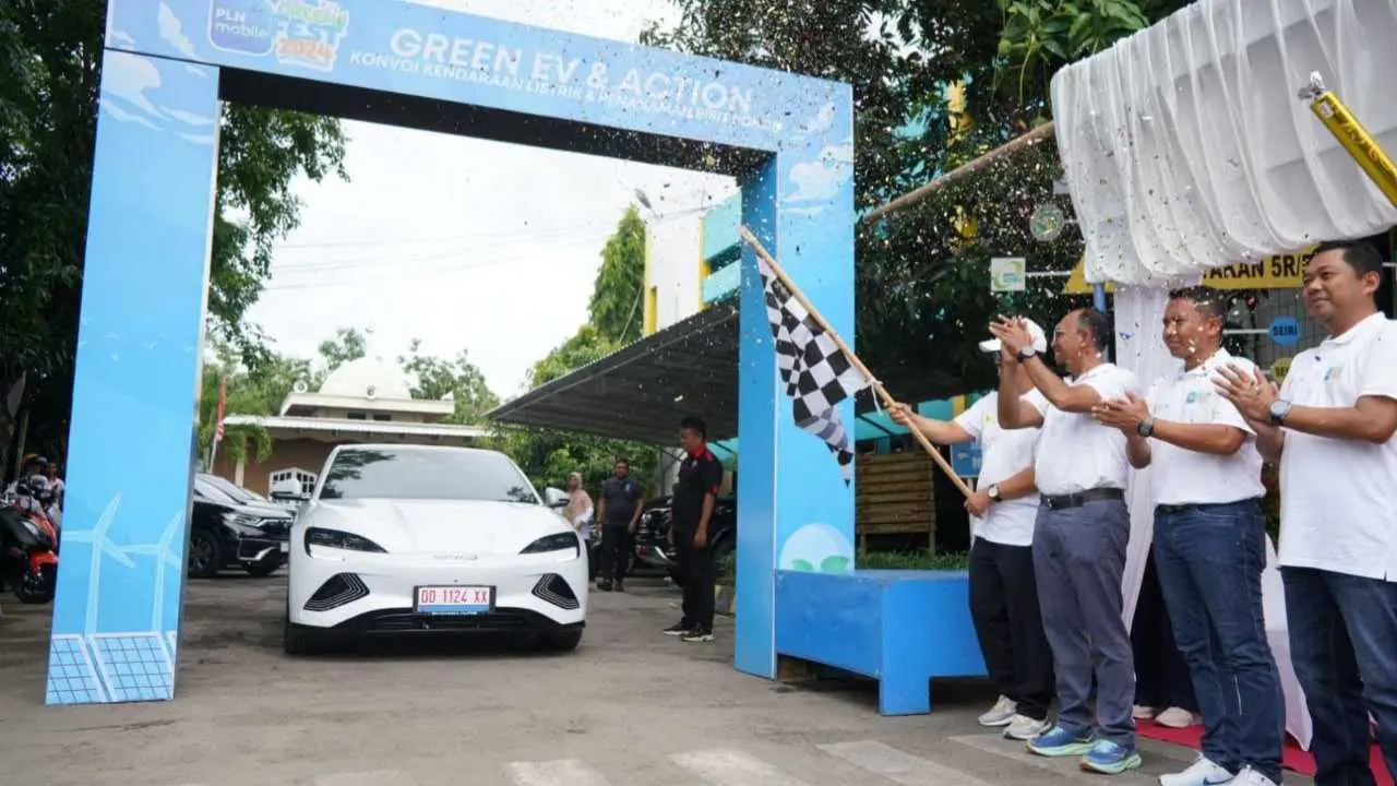 PLN Dorong Penggunaan Kendaraan Listrik dan Resmikan SPKLU Baru di Bulukumba