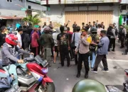 Kapolsek Bontoala Kawal Aksi Tuntut Pesangon dengan Pendekatan Humanis