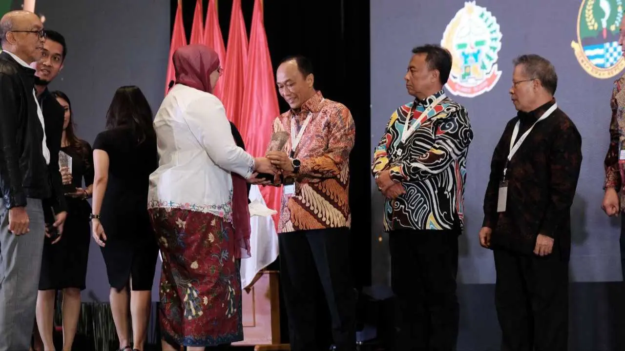 Sulsel Raih Penghargaan DEN 2024 Berkat Komitmen Transisi Energi