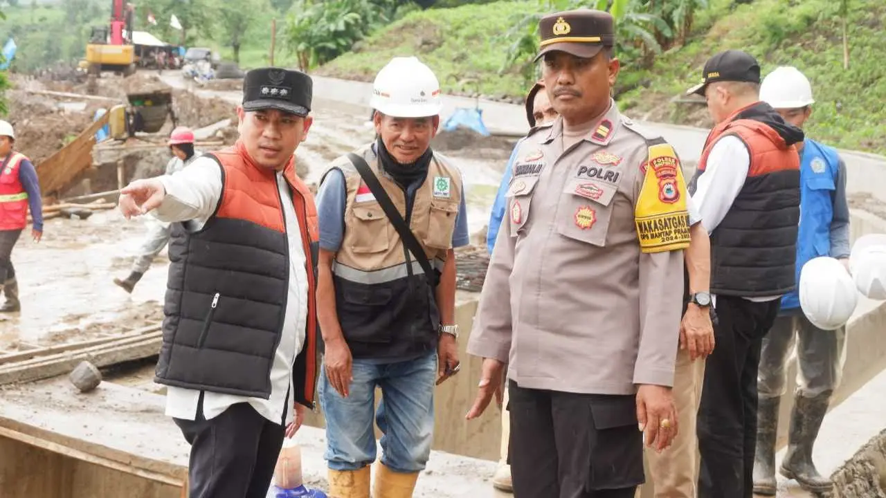 Baru Dilantik, Pj Bupati Jeneponto Langsung Tinjau Bendungan Karalloe yang Amblas