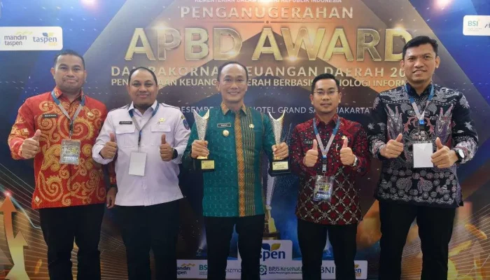 Pemprov Sulsel Raih Dua Piala APBD Award di Bawah Kepemimpinan Prof Zudan