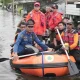 Tim Damkarmat - Wali Kota Tinjau Banjir di Manggala, Pastikan Penanganan & Logistik Terpenuhi