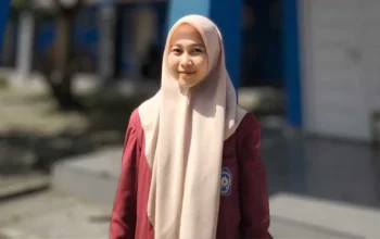 Candu Layar: Bagaimana Sosial Media Mengubah Cara Kita Berinteraksi 3 Delfiani (Mahasiswi Unismuh Bulukumba)