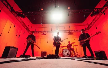 The Rain Awali 2025 dengan Single "Di Bawah Hujan", Kolaborasi Nostalgia dengan Sahabat Lama