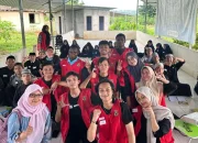 Mahasiswa KKN-T Unhas Berbagi Ilmu Lewat English Camp di Pesantren Agrowisata Gowa