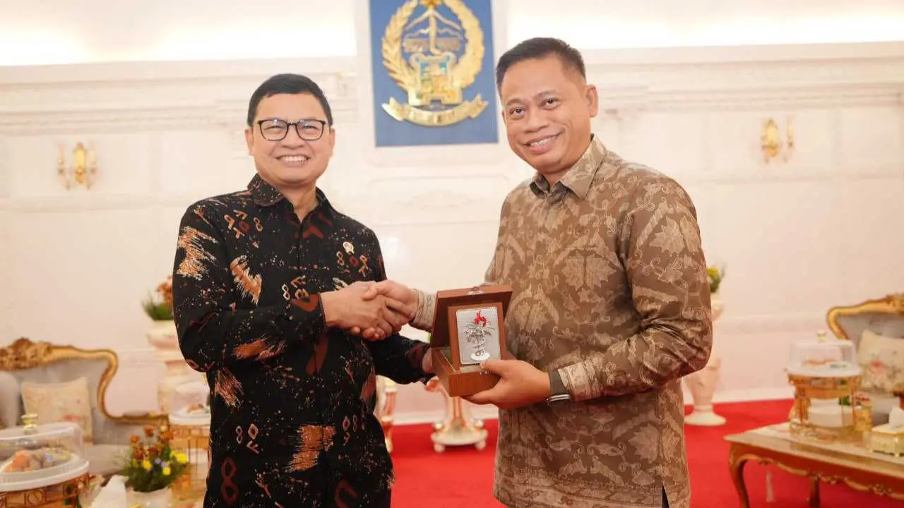 Pj Gubernur Prof Fadjry Djufry Dukung BPOM Berantas Skincare Berbahaya di Sulsel