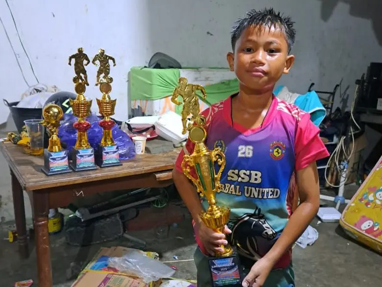U 11 SSB Porbal Jeneponto Raih Juara Piala Louruhu Cup 2025 di Maros, Alle Sang Kiper jadi Penentu Kemenangan 2 U 11 SSB Porbal Jeneponto Raih Juara Piala Louruhu Cup 2025 di Maros, Alle Sang Kiper jadi Penentu Kemenangan