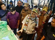 Prof Fadjry Dampingi Menteri Kebudayaan Resmikan Leang Leang Archaeological Park, Fadli Zon: Destinasi Kelas Dunia