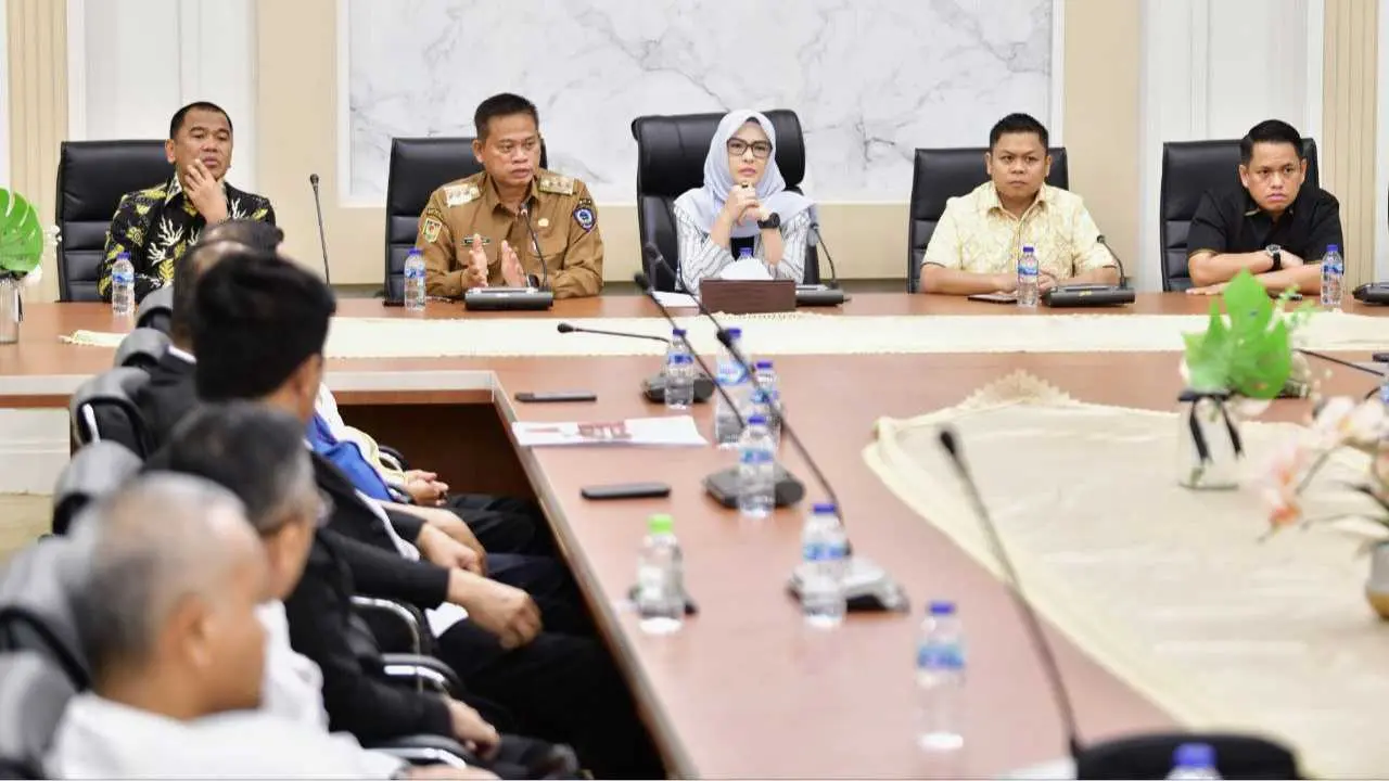 Silaturahmi, Pj Gubernur Prof Fadjry Djufry - DPRD Sulsel Bahas Program Pemeriksaan Kesehatan Gratis 2 Silaturahmi, Pj Gubernur Prof Fadjry Djufry - DPRD Sulsel Bahas Program Pemeriksaan Kesehatan Gratis