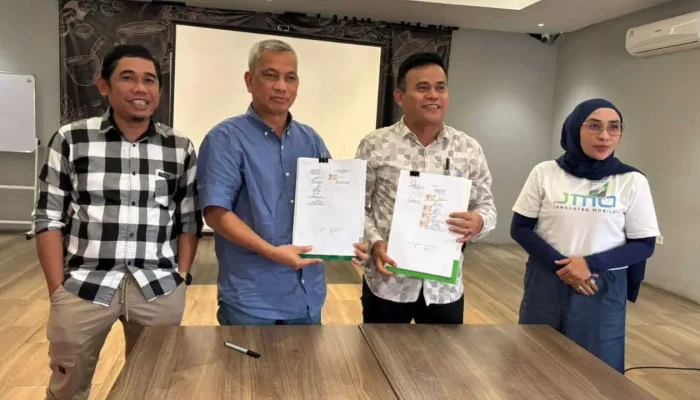 Perumda Pasar Makassar Raya dan BPJS Ketenagakerjaan Jalin Kerja Sama Lindungi Pedagang Pasar