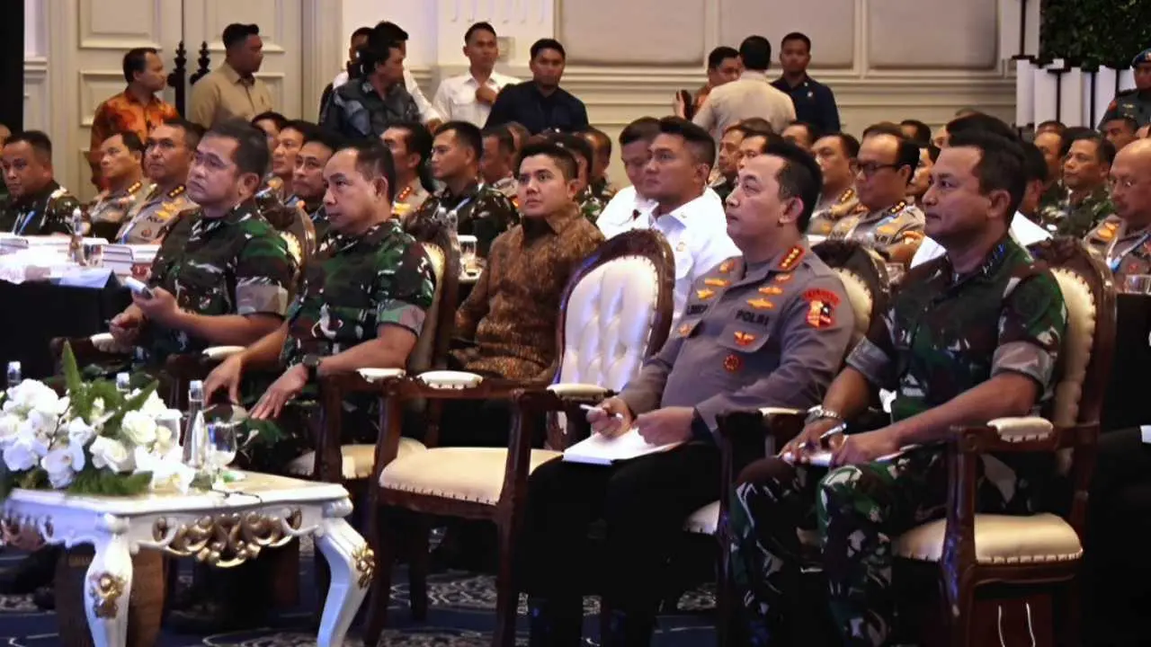 Presiden Prabowo: TNI-Polri Garda Terdepan Menjaga Kedaulatan Negara