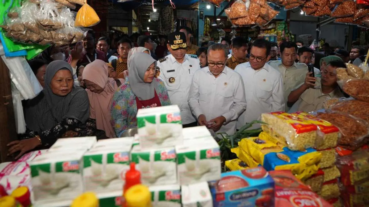 Dua Menteri dan Pj Gubernur Sulsel Tinjau Harga Pangan di Makassar, Harga Relatif Stabil dan Terjangkau