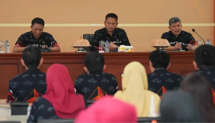 Pj Gubernur Sulsel Ajak Jajaran Dinas PU Sukseskan Program Prioritas Presiden