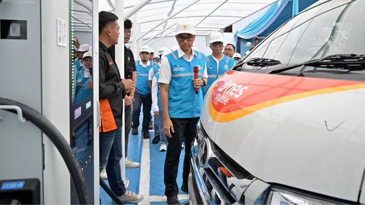 Konsumsi Listrik di SPKLU Melonjak 500% Selama Nataru, Bukti Tren Kendaraan Listrik Meningkat
