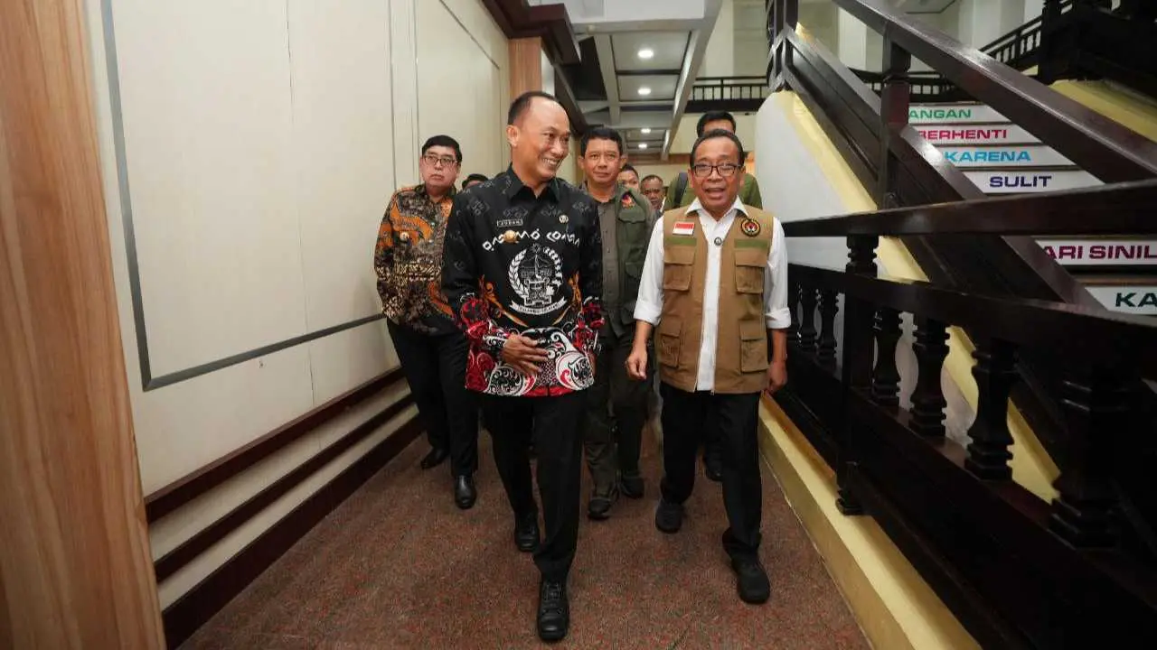 Menko PMK Pratikno Terkesan dengan Interior Kantor Gubernur Sulsel: Keren ini foto yuk! 2 Menko PMK Pratikno Terkesan dengan Interior Kantor Gubernur Sulsel: Keren ini foto yuk!