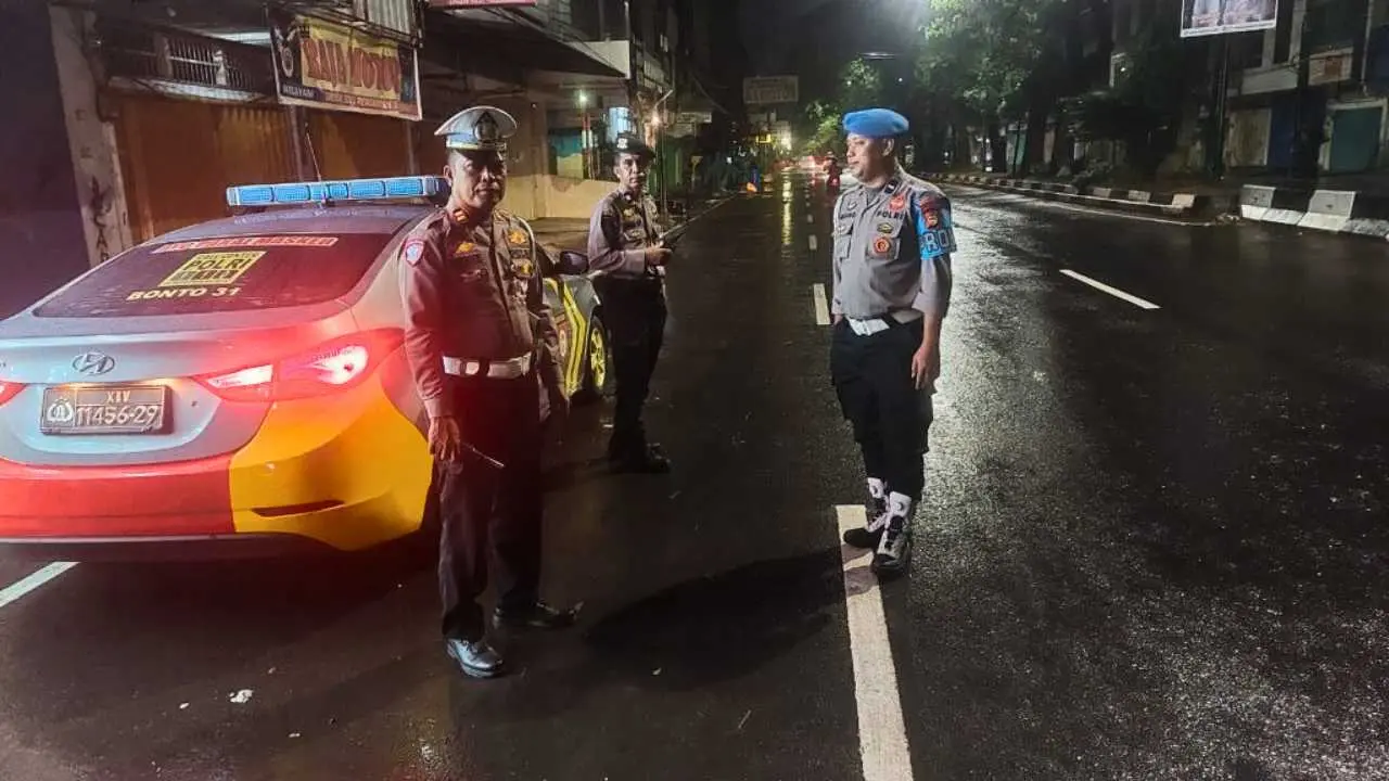 Polsek Bontoala Gencar Patroli Malam, Ciptakan Kamtibmas Kondusif Lewat KRYD