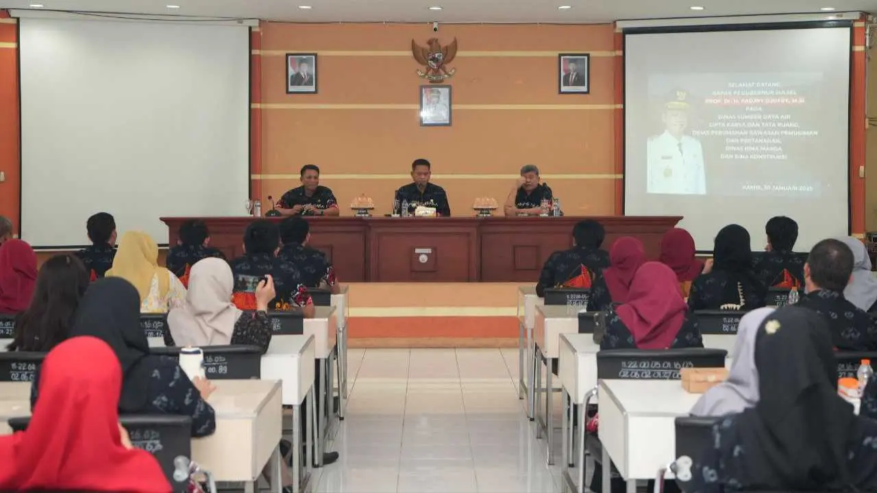 Pj Gubernur Sulsel Ajak Jajaran Dinas PU Sukseskan Program Prioritas Presiden