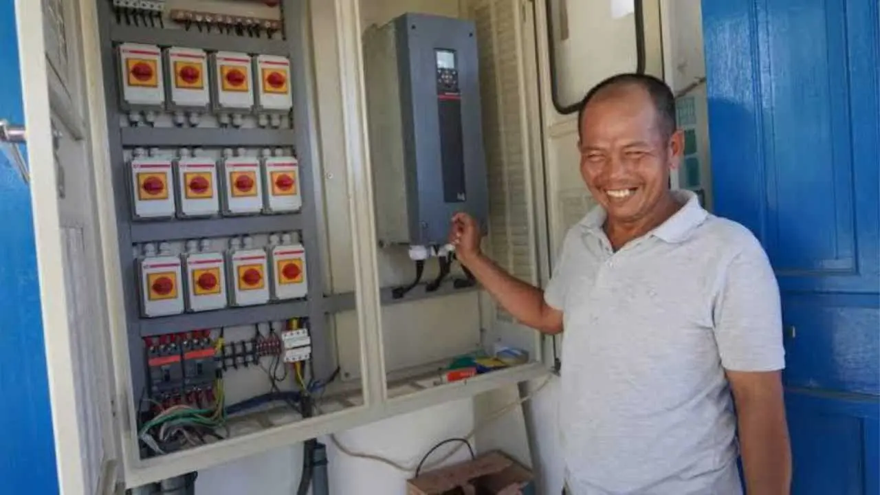 Program Listrik PLN Masuk Sawah Mampu Buat Petani Sulsel Untung Berkali Lipat